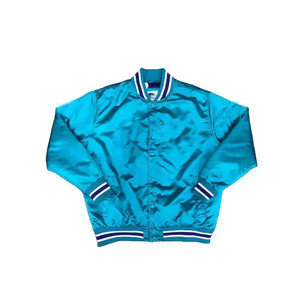 แจ็กเก็ตบอมเบอร์กันลมของผู้ชายเสื้อแจ็คเก็ตผ้าซาตินสไตล์เบสบอลผ้าซาตินขนแกะสำหรับฤดูหนาวออกแบบโลโก้ได้ตามต้องการ - Product Image 6