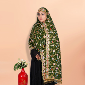 Hiyab de Georgette Bordado de Lujo con Detalles de Lentejuelas y Cuentas, Borde de Encaje Latkan para Fiestas y Eventos Festivos - Product Image 2