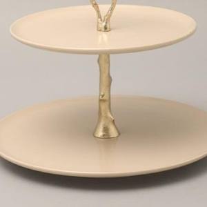 ชั้นวางเค้กโลหะ 2 ชั้น สีเบจทันสมัย ตกแต่งด้วยกิ่งไม้สีทองและผีเสื้อ สำหรับจัดแสดงขนมหวานในงานแต่งงาน งานเลี้ยง และตกแต่งบ้าน - Product Image 6