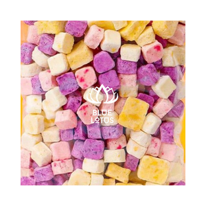 Cubes de yaourt naturels croquants, doux et sucrés - Product Image 1
