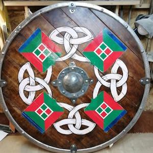 Escudo Vikingo JEXMOO Hecho a Mano de 24 Pulgadas, de Madera y Acero con Alto Contenido de Carbono, Diseño de Copa Central, con Soporte Compatible y Personalizable - Product Image 5