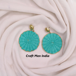 Pendientes geométricos cuadrados coloridos de rafia Bohemia, pendientes de ratán multicolor con regalo de perlas para personas conscientes del estilo - Product Image 1