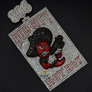 Colgante con nombre personalizado en plata de ley 925 con diamantes redondos brillantes de moissanita VVS en tendencia de diseño personalizado - Product Image 5