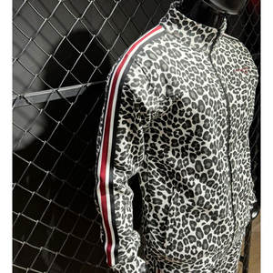 Custom Design Sweatshirt and Sweatpants Set High Quality Tracksuit Heavy Weight Flared Sweatpants and Hoodie Sets - Product Image 5