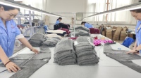 Cape en laine vintage pour l'hiver, poncho long et ample beige confortable, vêtement décontracté de luxe pour superposer en hiver, fabriqué en usine certifiée BSCI