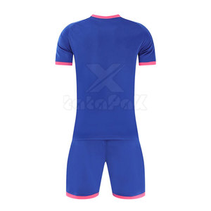 Uniforme de fútbol de color sólido de diseño personalizado de tela suave - Product Image 2