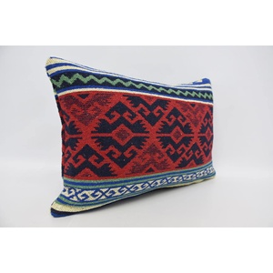 Oreiller en laine rouge 16x24 pouces coussin de luxe à motifs traditionnels tissé Design moelleux Vintage Portable pour la literie de Noël - Product Image 3