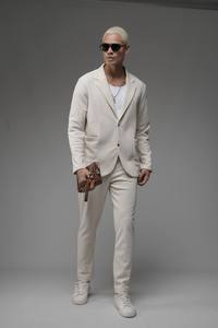 Ensemble de costume décontracté pour homme de haute qualité, coupe ajustée, blazer et pantalon, tenue moderne minimaliste en deux pièces, taille plus pour le bureau et les événements - Product Image 3