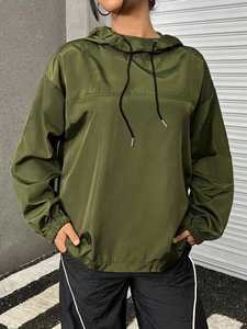 Chaqueta cortavientos para mujer de la mejor calidad, forro de nailon personalizable, producto terminado hecho en Pakistán - Product Image 2