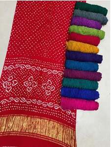 Sari Tradicional de Seda Modal Bandhej, Sari Bandhani Modal Elegante Personalizado para Eventos Nocturnos, Precio de Oferta por Exportador - Product Image 5