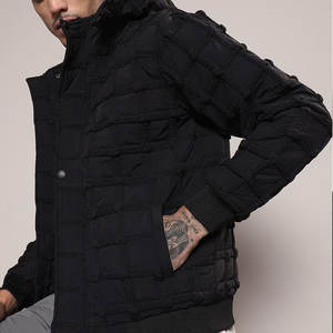 Chaqueta Acolchada de Lona con Capucha y Cuello Alto para Hombre, con Logotipo Frontal, Impermeable, Reversible, Duradera, Ecológica, Estilo Urbano para Invierno - Product Image 1