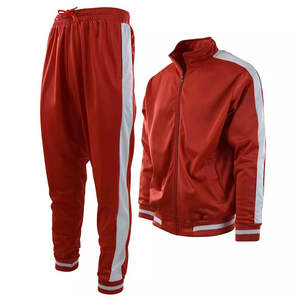 Ensemble de survêtement pour homme avec pantalon de jogging effet empilé, sweat à capuche court délavé et impression en relief personnalisée - Product Image 4