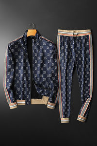 Ropa Deportiva unisex personalizada, prenda deportiva de poliéster con tela de LICRA con cremallera y logotipo impreso, conjunto de dos piezas de sublimación, OEM, venta al por mayor - Product Image 2