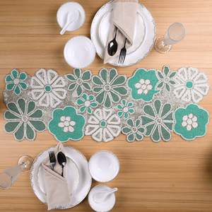 Nappe de table arrière en satin brodée à la main et perlée, motif floral, entretien facile, multicolore, légère (1200g), polyvalente pour la maison - Product Image 6