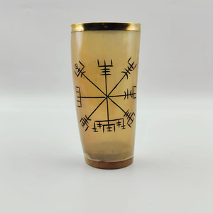 Verres à boire modernes en corne de bœuf faits à la main, écologiques et personnalisés, gravés, pour bière, vin, gobelet, tankard, bécher, Crescent Crafts - Product Image 1