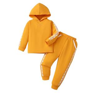 Survêtement en coton pour garçons, broderie à capuche avec logo personnalisé, ensembles de survêtements d'été décontractés de 2 pièces pour tout-petits - Product Image 6