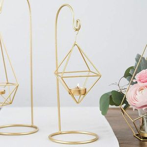Latest New Arrival Middle <b>Gold</b> Metal Star Moon Shape Candlestick <b>Candle</b> Holder Tea Light Holder <b>Gold</b> Plated Tabletop Decor - Product Image 4