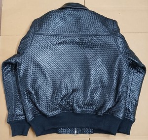 Chaqueta Bomber Clásica Nueva de Piel de Cordero Negra Tejida a Mano para Hombre - Product Image 3