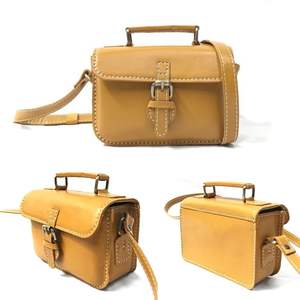 Bolso bandolera hecho a mano de cuero indonesio nacional auténtico, correa ajustable, forro de algodón, estilo Vintage clásico - Product Image 5