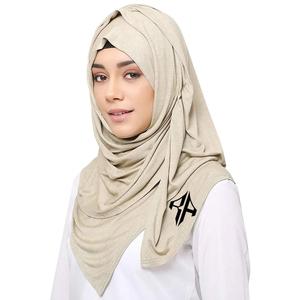 Haute qualité avec le meilleur nouveau design en gros foulards pour femmes 100% soie matériel prix bon marché Logo personnalisé par RIVIAN ATLANTIC - Product Image 4