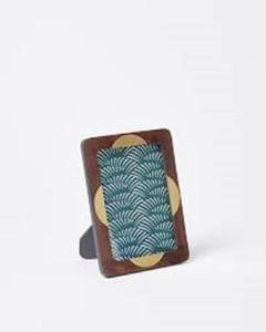 Marco de fotos de madera con estilo hecho a mano con incrustaciones de latón Resina más vendida de alta calidad para decoración del hogar y regalo - Product Image 5