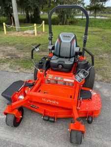 Aireador de Césped Manual Premium Kubota Z781 de Alto Rendimiento, Naranja, 25 cm de Profundidad de Perforación para Compactación del Suelo y Drenaje de Agua - Product Image 2