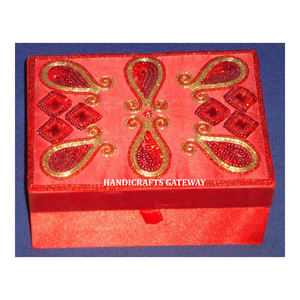 Importador y exportador artesanías Zari bordado forma Rectangular cajas de joyería para regalo de negocios y regalos de boda propósito - Product Image 1