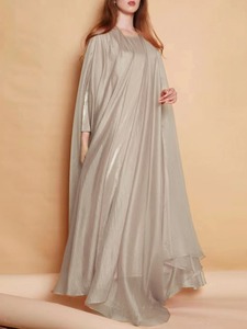 Vente en gros 2024 robes caftan décontractées pour femmes Satin imprimé musulman long thobe africain/foulard Abaya taille unique pour tous - Product Image 4