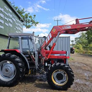Tracteur compact élégant 2025, machine agricole moderne et efficace pour l'agriculture et les champs - Product Image 1