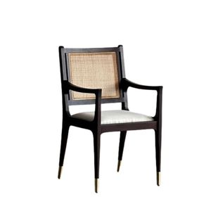 Sillas de restaurante de madera de teca combinadas con ratán y asientos de espuma suave en un diseño moderno - Product Image 1