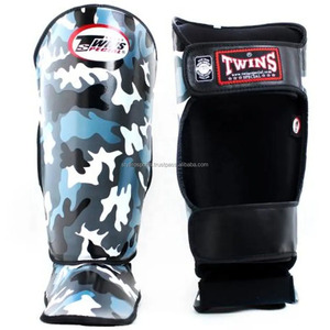 Espinilleras de boxeo de cuero genuino hechas a medida Nuevo diseño con logotipo Protección para adultos Espinilleras OEM Logotipo personalizado Espinilleras deportivas - Product Image 3