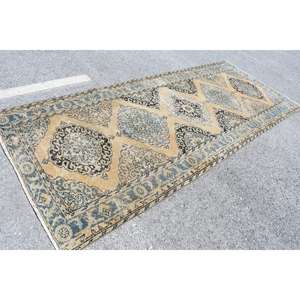 Alfombra Turca de 4.6x11.5 pies, Alfombra Vintage, Alfombra de Lana con Estampado Animal Azul Marrón - Product Image 1