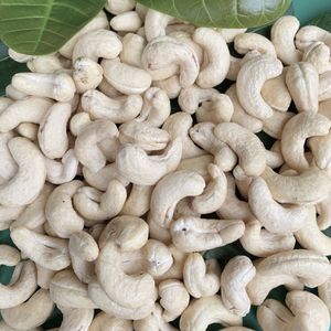 Precio de Venta caliente de anacardos W320 Calidad comercial Santigo Vietnam Precio de fábrica - Product Image 1