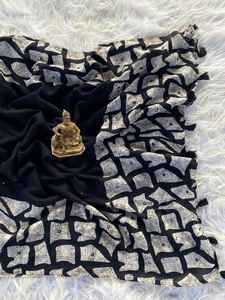 Sari pour femme en faux georgette épaisse avec travail de miroir sur toute la longueur du pallu et franges, fabriqué en Inde, en stock, sans échantillon, délai de livraison - Product Image 2