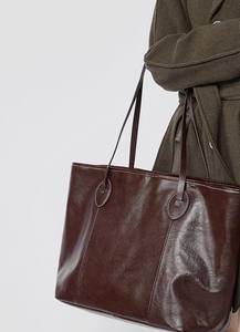 OEM haute qualité femmes mode 2025 cuir de vachette véritable Simple grande capacité sac fourre-tout à bandoulière en gros logo de couleur personnalisé - Product Image 2