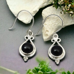 Precio al por mayor de alta calidad, Plata de Ley 925, piedras preciosas de ónix negro Natural, aspecto clásico, Pendientes colgantes bohemios, joyería hecha a mano - Product Image 2