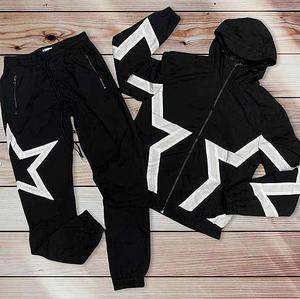 Conjunto de chándal y pantalones de chándal holgados de gran tamaño para hombre, conjunto de Sudadera con capucha y pantalones de chándal, estilo informal estampado para seguimiento de verano - Product Image 4