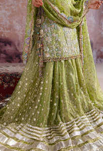 Robe de bal élégante et moderne en mousseline de soie brodée de cristaux, tenue maxi avec des embellissements délicats, vêtements de soirée pour femmes, vêtements de mariage - Product Image 3