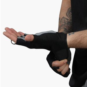 Premium Breathable Half-Finger Workout <b>Gloves</b> for Powerlifting Gym Training Customized Spandex Unisex <b>Weight</b> Lifting <b>Gloves</b> Sale - Product Image 5