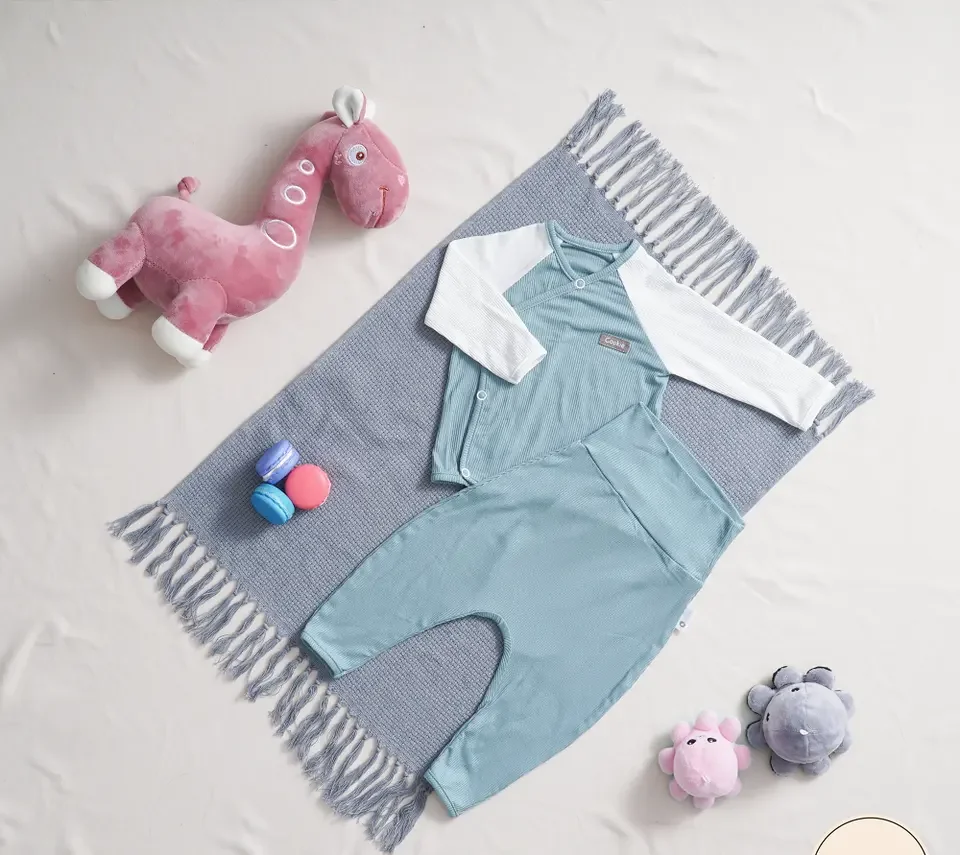 Трикотажный тканевый костюм унисекс для новорожденных 0-6 месяцев, бесшовный топ с боковыми перекрещивающимися спереди и брюки с высоким поясом