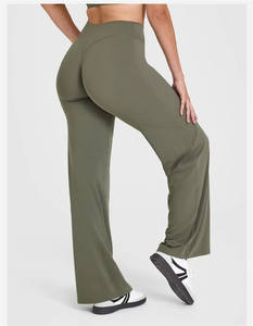 Legging de yoga doux et très extensible pour femme, coupe bootcut évasée avec logo, taille haute, motif uni – Vente chaude - Product Image 3