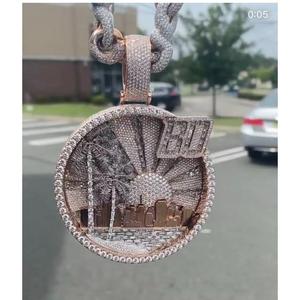 Bijoux de rappeur fabriqués en Inde Full Iced Out Baugette Moissanite Diamond Luxury Pendant Sale 925 Sterling Silver - Product Image 5