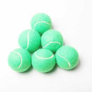 Balles de tennis colorées en gros sur mesure durables légères 100% balles de haute qualité en caoutchouc pur pour un jeu vibrant - Product Image 1