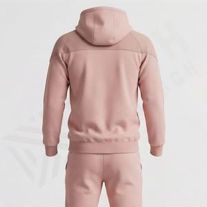 ชุดวอร์มผู้ชายเท่ห์ ทรงโอเวอร์ไซส์ ระบายอากาศดี ชุดออกกำลังกายขายส่ง เสื้อฮู้ดดี้และกางเกงขายาวสองชิ้น รับสกรีนโลโก้ ชุดลำลองสไตล์สปอร์ต - Product Image 2