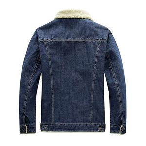 Las chaquetas de mezclilla para hombre siguen siendo un elemento esencial del armario que combina funcionalidad y moda para el uso diario. Chaqueta de mezclilla para hombre. - Product Image 2