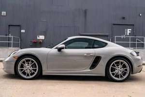 Porsche 718 Cayman 2020, Motor de Gasolina 4L, Tracción en las Cuatro Ruedas, Asientos de Cuero, Cámara Trasera, Control de Crucero, Luces Automáticas, Volante a la Izquierda, SUV - Product Image 5
