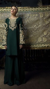 -- Dernière robe longue KURTA de styliste avec une robe PLAZO sur tissu de soie embellissant des perles de verre de cristal, DABKA pour le travail de fête @ 2022 - Product Image 2