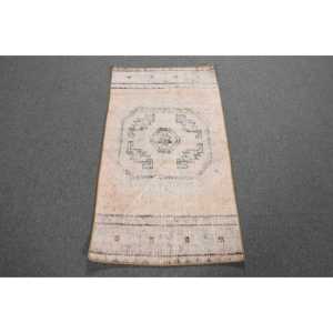 Tapis de 2,2 x 4 pieds, tapis turc vintage, tapis blanc à pois bleus - Product Image 1