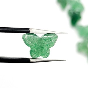 Piedra preciosa con forma de mariposa de cuarzo fresa verde, cuentas talladas de mariposa de cuarzo fresa, cuentas talladas a mano para hacer joyas - Product Image 2