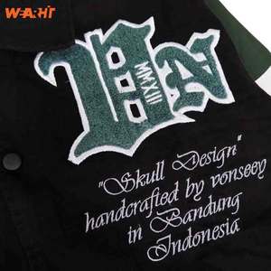 แจ็คเก็ตวาร์ซิตี้ผู้ชายแบบ OEM ดีไซน์เนอร์ ปักลายเชนิลล์ สไตล์สตรีทแวร์ เบสบอล โลโก้สั่งทำได้ แจ็คเก็ตวาร์ซิตี้คอตั้งสำหรับฤดูหนาว - Product Image 2